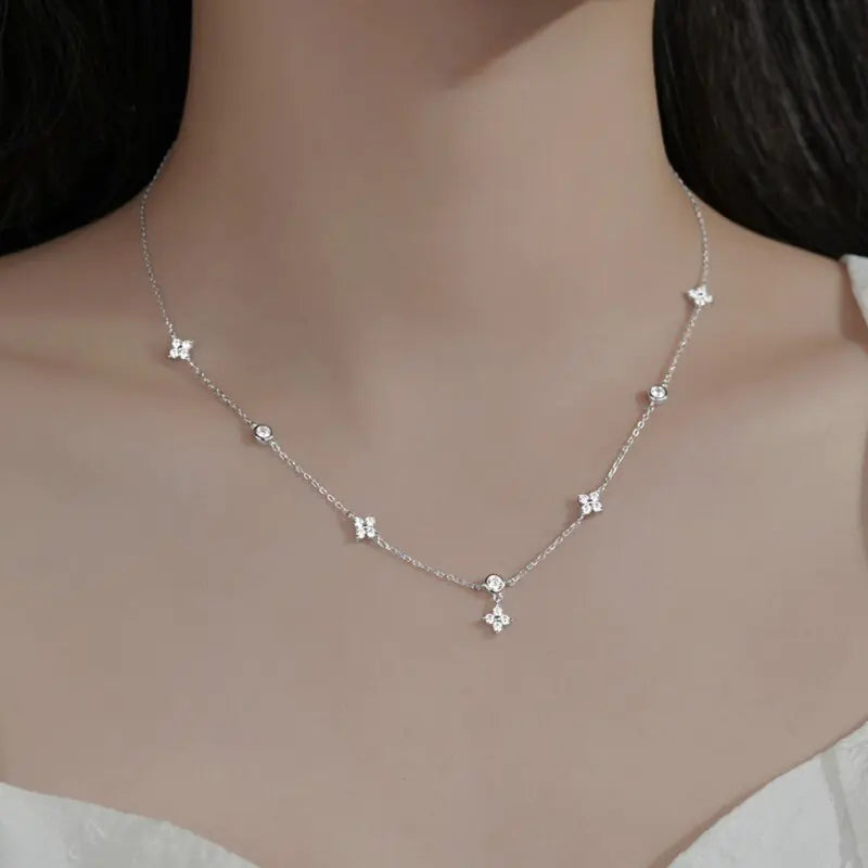 ANENJERY Zircon Four-Leaf Flower Necklace